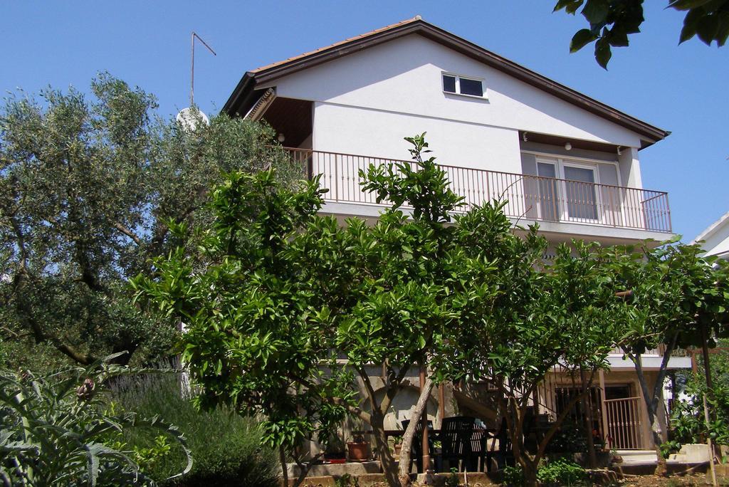 Apartment Vallelunga Pula Ruang foto